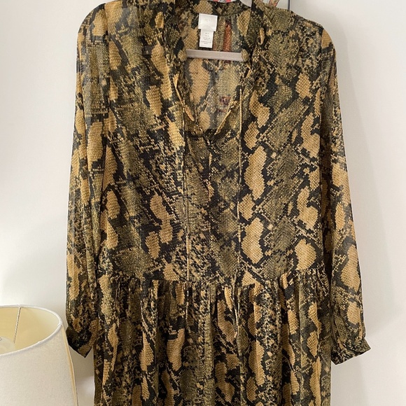 🦃H&M Snake Print Wide-cut Chiffon Dress - Picture 2 of 3